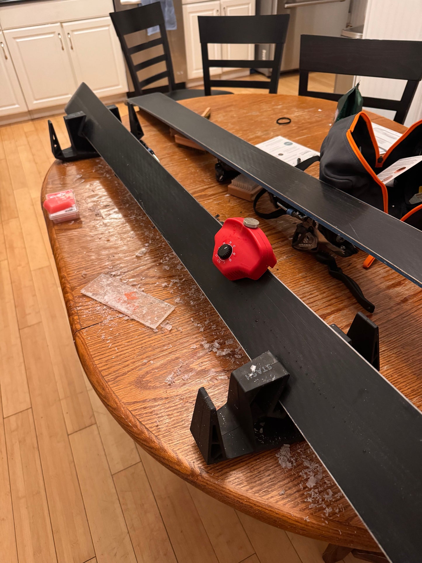 Powder Stash magnetic ski holder in use on a winter day